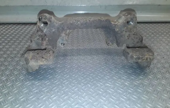 Volkswagen Golf VI Front Brake Caliper Pad/Carrier 