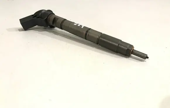 Audi A4 S4 B7 8E 8H Fuel injector 0445115037 059130277AB