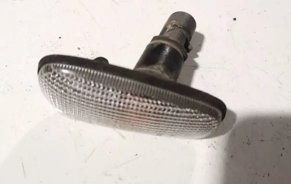 Opel Zafira A Front fender indicator light 