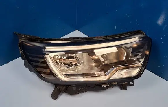 Renault Kangoo III Headlight/headlamp 260100108R 1006E008