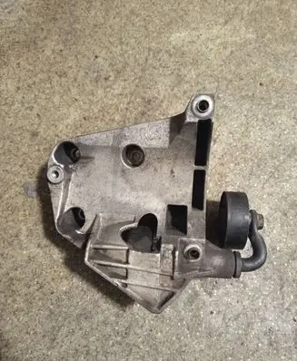 BMW 7 E65 E66 A/C compressor mount bracket 64557786708