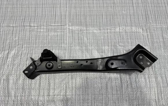 Renault Kangoo II Engine bonnet/hood lock trim molding 625133844R