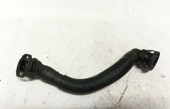 Volkswagen Golf V Breather hose/pipe 03l103493ae