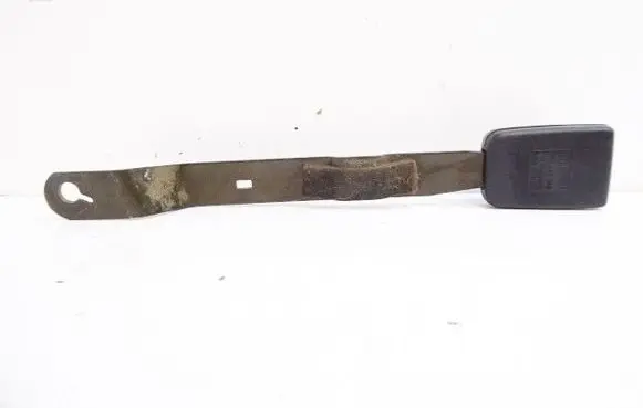 Volkswagen Golf III Front seatbelt buckle 1H0857756