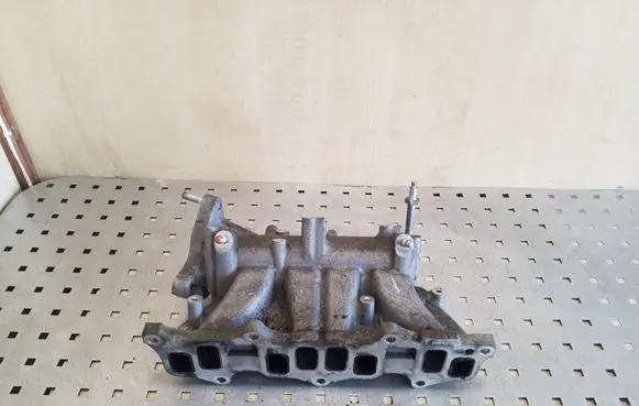 Honda CR-V Intake manifold