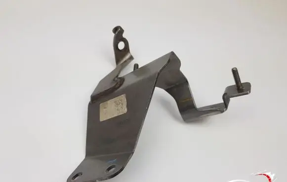 BMW 7 G70 Hood Support Bracket (s) 4A0F463