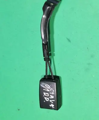 Skoda Octavia Mk2 (1Z) Front seatbelt buckle 1Z1858472C 03012012