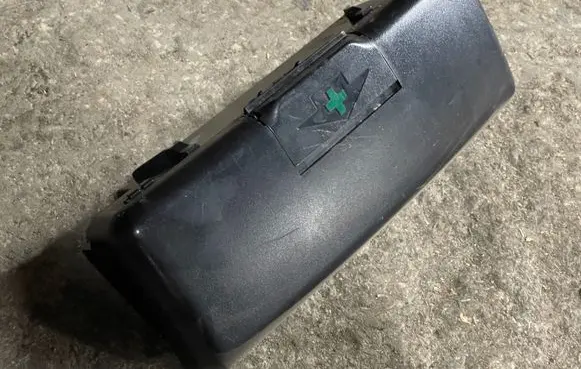 BMW 5 E39 First aid kit 52108176553 N13164