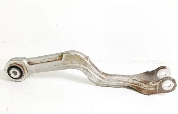 Rear control arm