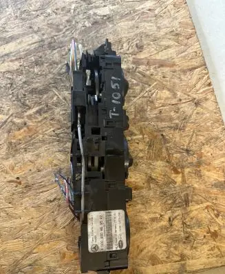 KIA Carnival Air conditioning (A/C) switch A0008306585KZ