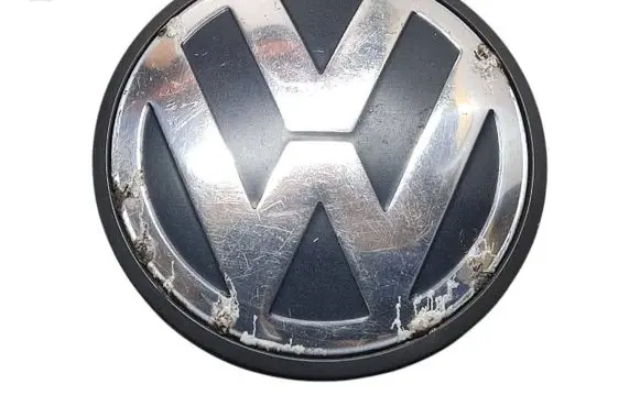 Volkswagen Touareg II Original wheel cap 7L6601149