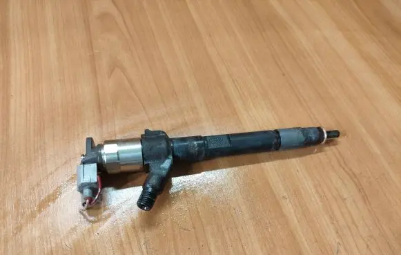 Mitsubishi ASX Fuel injector 1465A323 08M02433