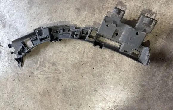 Opel Combo E Front bumper mounting bracket 9816768880 86812