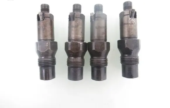Fiat Punto (188) Fuel injectors set LCR6705404D