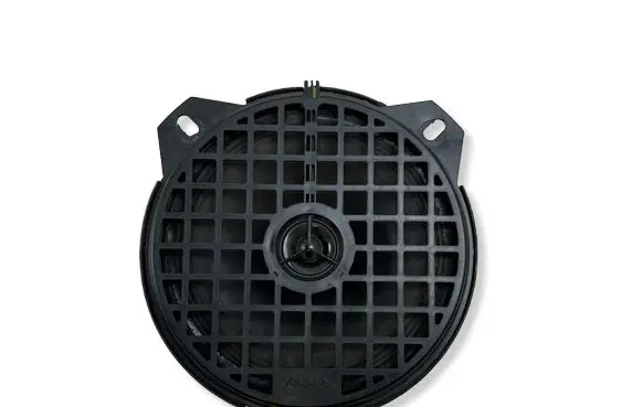Dodge PickUp RAM SRT-10 Front door speaker 
