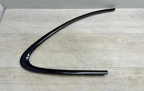 Porsche Cayenne (92A) Rear side glass trim 7P5853996G 95855999601GW1 7P5853996