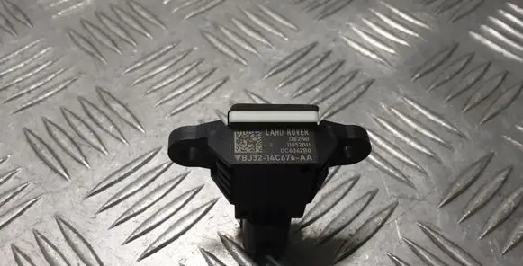 Land Rover Evoque I Airbag deployment crash/impact sensor BJ3214C676AA