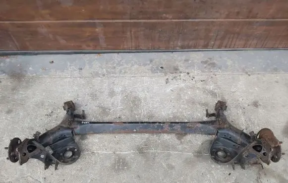 Toyota Auris E180 Rear axle beam 