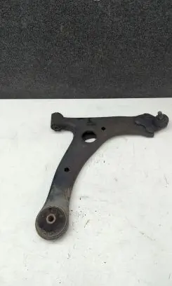 Toyota Prius (XW20) Front lower control arm/wishbone