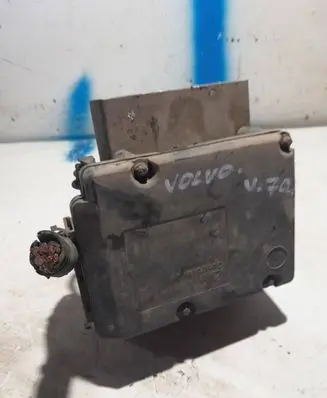 Volvo V70 ABS Pump 8619537