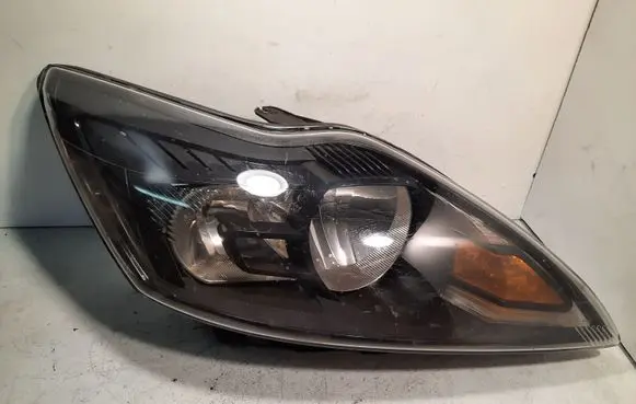 Ford Focus Headlight/headlamp 8M5113W029CF