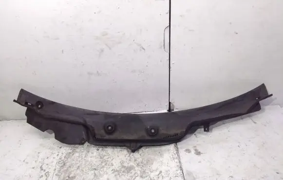 Mercedes-Benz R W251 Wiper trim 2518300328