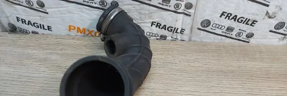 Citroen C2 Air intake hose/pipe 9612212280
