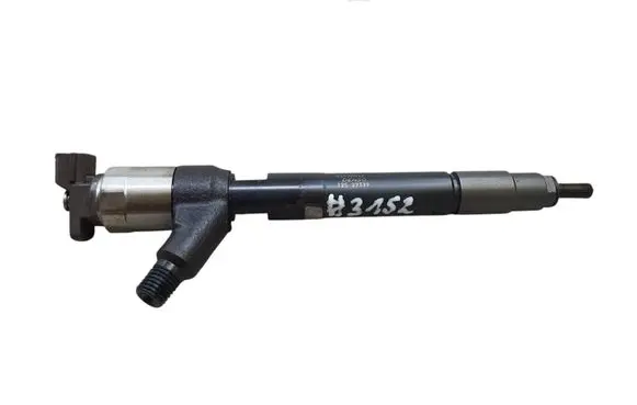 Opel Astra K Fuel injector 55570012