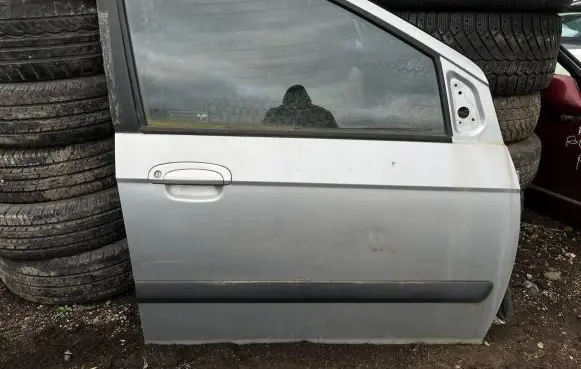 Hyundai Getz Front door 43R000070 E000472 DOT72AS2M432
