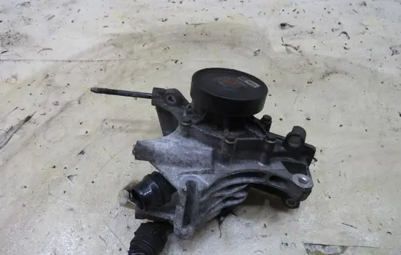 Toyota Avensis T270 Water pump 7823008