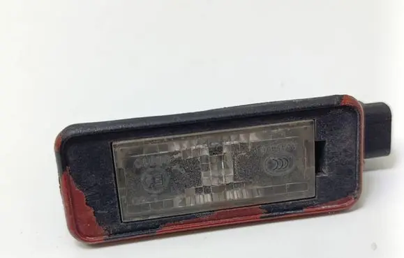 Peugeot 2008 I Number plate light 9682403680