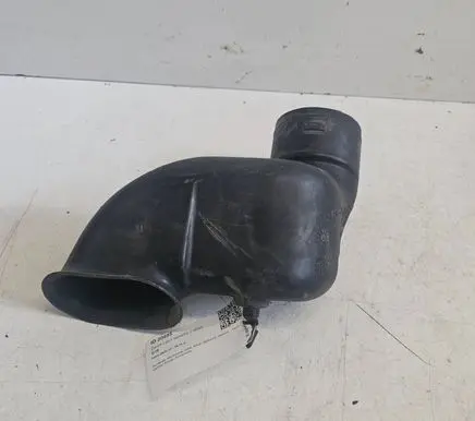 Iveco Daily 3rd gen Air intake hose/pipe 500325384