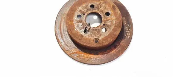 Toyota Avensis T250 Rear brake disc neventiliuojamas