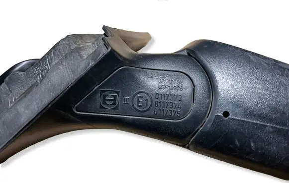 Volvo S40, V40 Front door electric wing mirror E10117373
