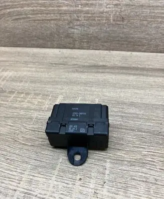 Toyota Avensis T250 Seat heating relay 87501DW0100