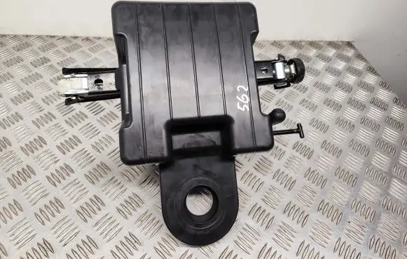 Audi RS4 B8 Tool box 8K9813685A 8K0011221