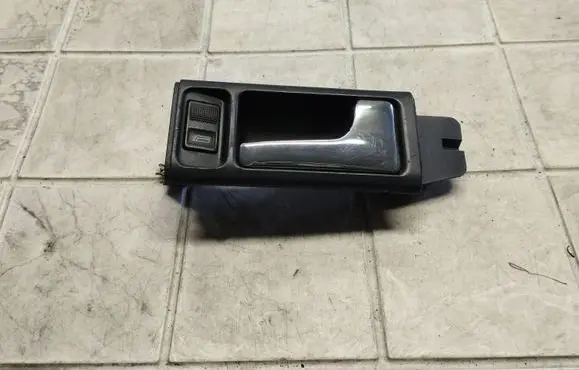 Audi A6 S6 C4 4A Front door interior handle 4A0837020C