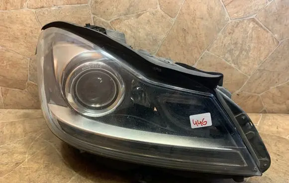 Mercedes-Benz C W204 Headlight/headlamp A2048208639