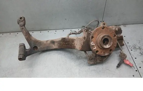 Audi A6 S6 C5 4B Front wheel hub spindle knuckle