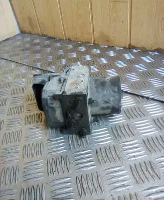 Ford Mondeo Mk III ABS Pump 0265800007