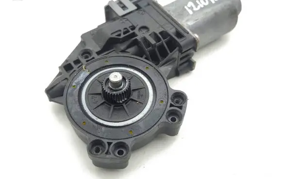 Tesla Model S Front door window regulator motor 440877L 1409242312382