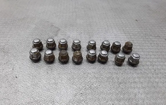 Hyundai Getz Nuts/bolts 