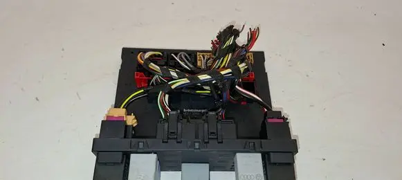 Volkswagen PASSAT CC Comfort/convenience module 3C8937049S H53S3101