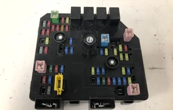 Opel Antara Fuse module 95381499 1499U