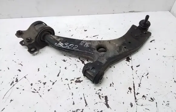 Front lower control arm/wishbone