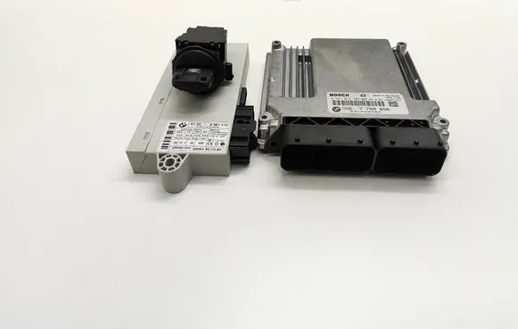 BMW 5 E60 E61 Engine ECU kit and lock set 7799856 DDE7799856 0281012707