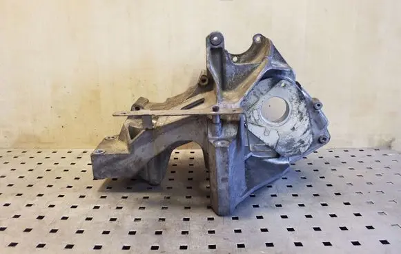 Generator/alternator bracket