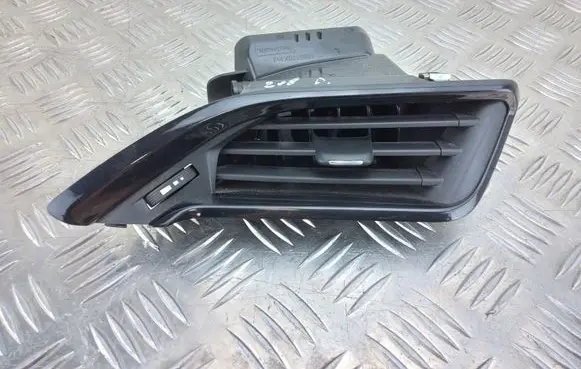 Peugeot 208 Dashboard side air vent grill/cover trim 9673131677