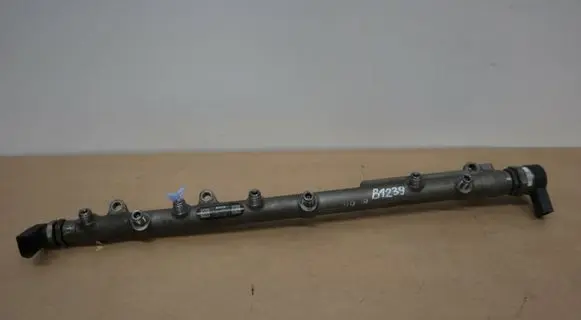 BMW 3 E90 E91 Fuel main line pipe 779961002