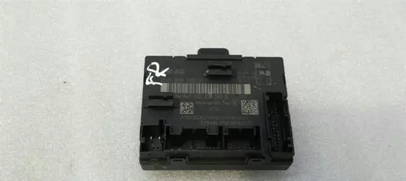 Audi A3 S3 8V Door control unit/module 5Q0959593B